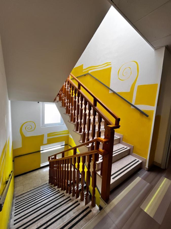 Hotel Morfeo - Young People Hotels (Adults Only) Римини Экстерьер фото